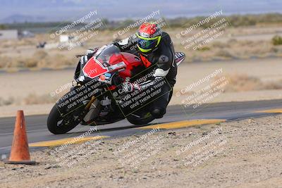 media/Dec-17-2022-SoCal Trackdays (Sat) [[224abd9271]]/Turn 9 Inside (1pm)/